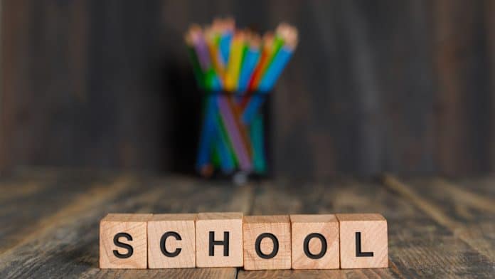 Comment relier résultats scolaires et orientation ?